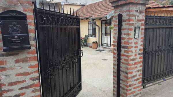 Green point Apartments