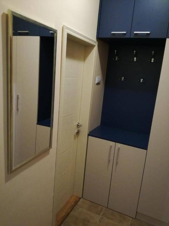 BY THE PARK free parking