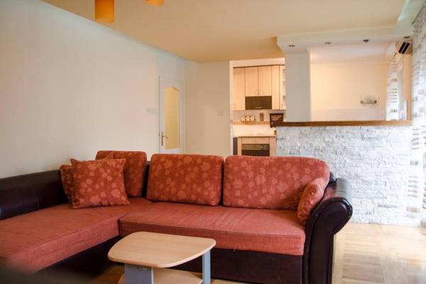 Apartman White