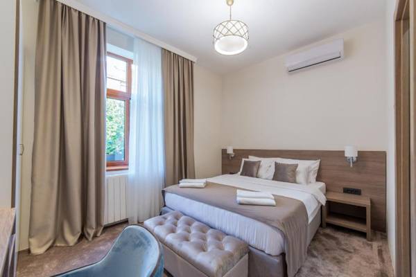 M House Bed and Breakfast