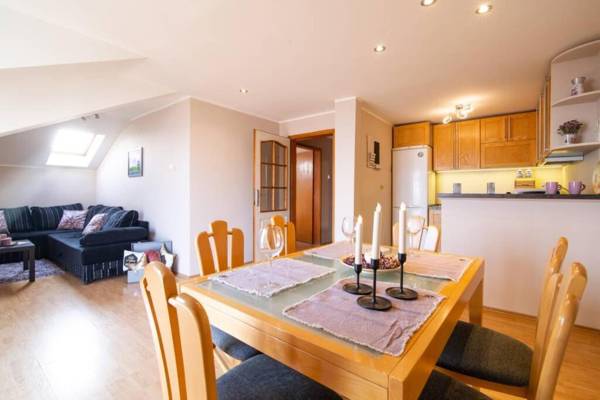 Penthouse ''Lookout''