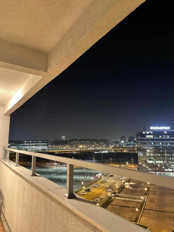 MANHATTAN APARTMAN Belvil