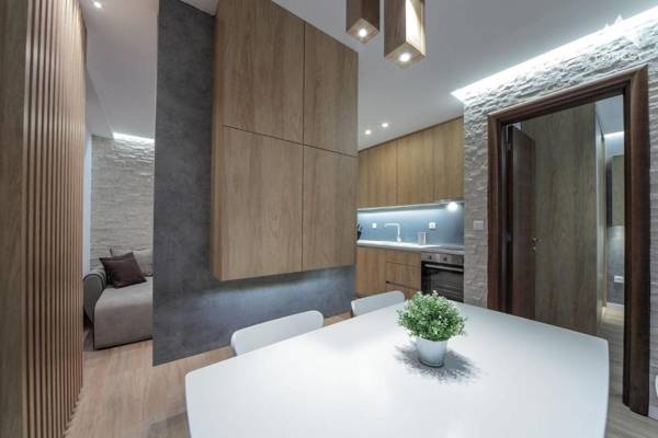 BOND luxury apartment - The Forest Club