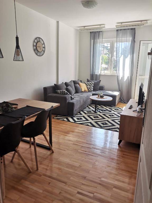 APARTMAN BOJANA