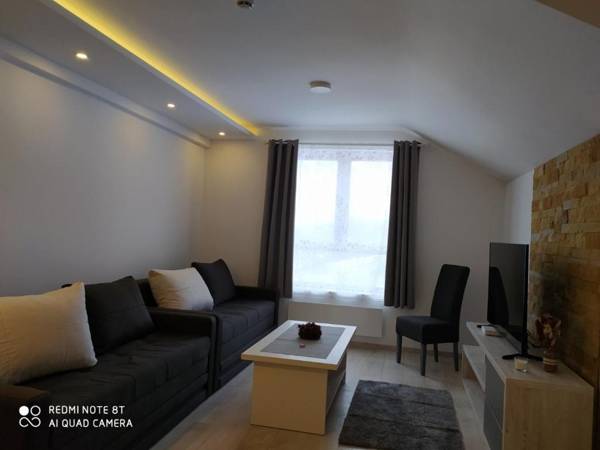 FamilyKop Apartments Milmari