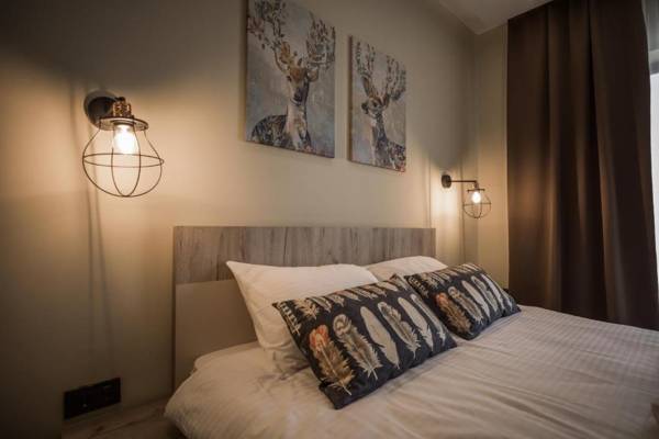 Sky Cabin Apartments