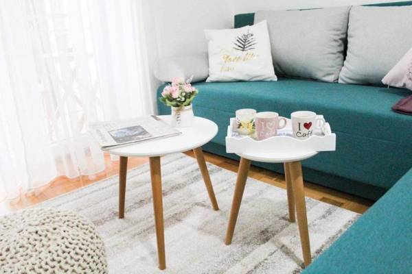 EMA LUX APARTMENTS & Free Parking