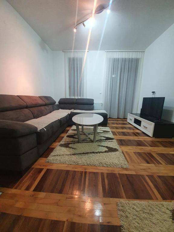 Zlatibor 1000 apartman Peki