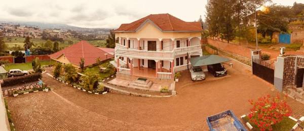 Romalo Guesthouse