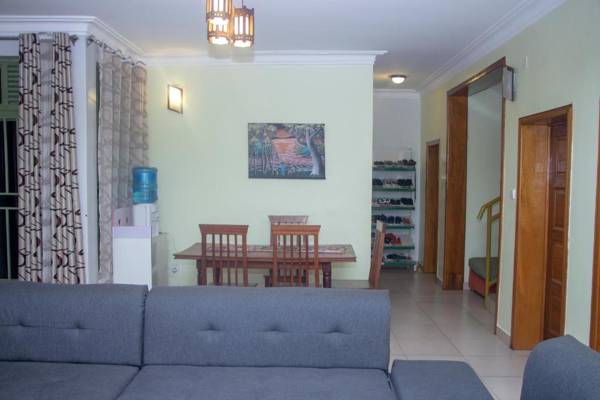 Room in House - Comfort away from home mugesera MyPlace