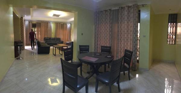 Room in House - Private Room with Jacuzzi in Kigali