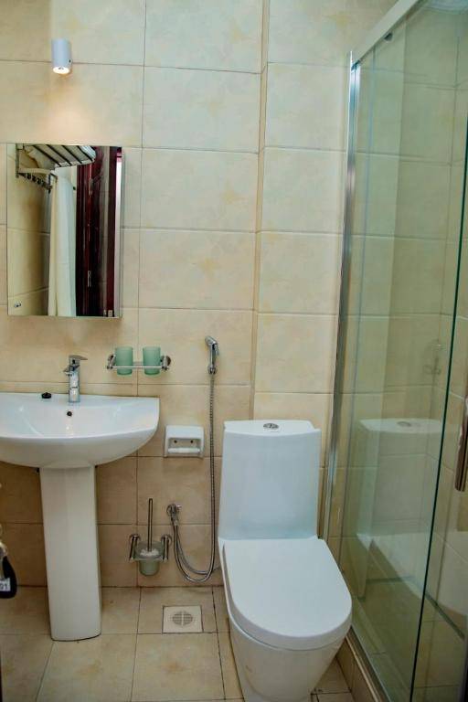 Madras Hotel and Apartments