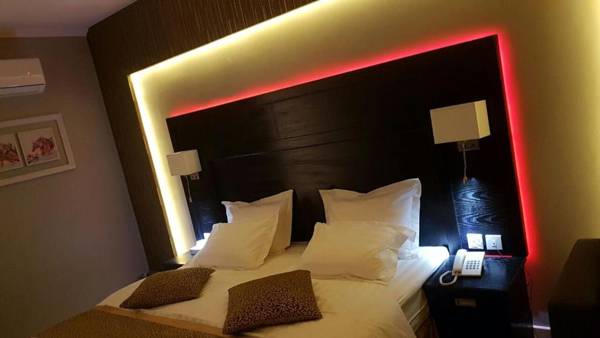 اجنحة الحريري