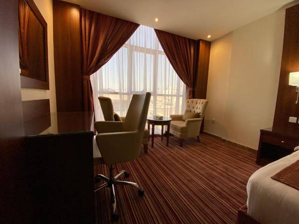 Workspace - La Defence Blue