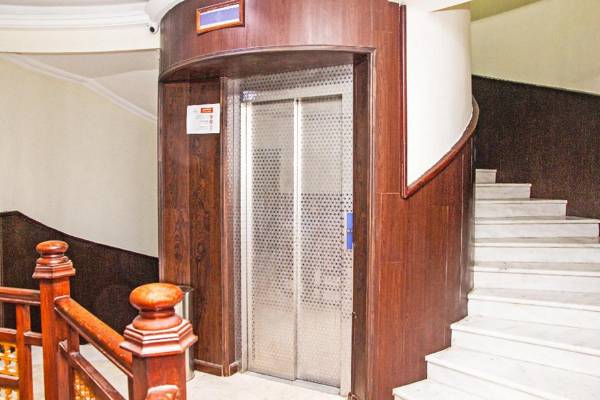 OYO 575 Massaya Furnished Apartments