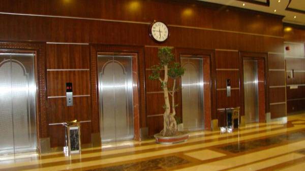 Zowar International Hotel