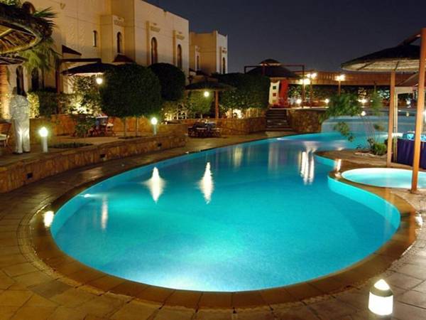 Madareem Crown Hotel