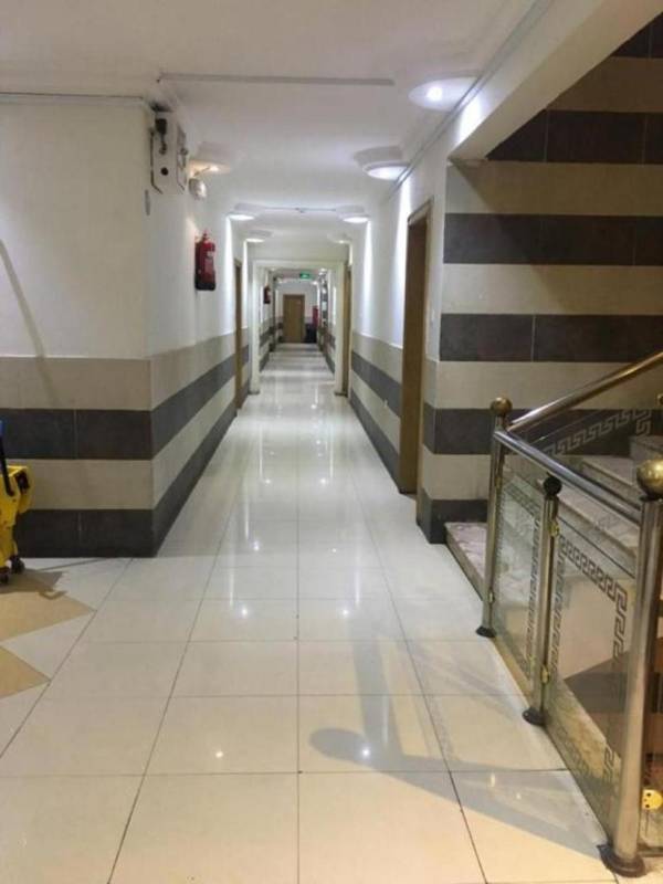 فندق المكان 113