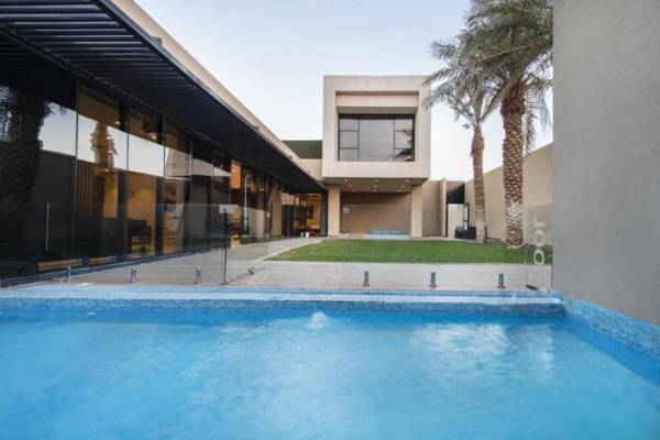 المنتجعات الأولى