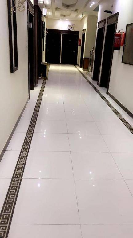 Diamond Angle By Khaymat Alyarmouk