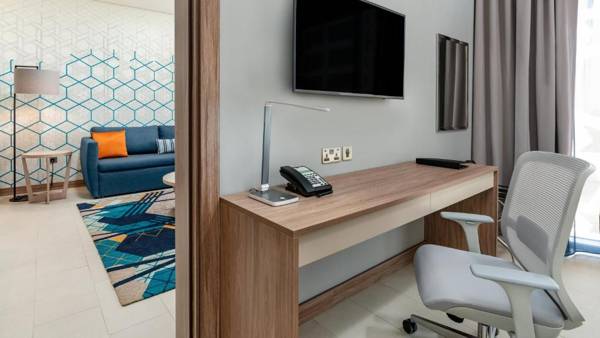 Workspace - Holiday Inn & Suites Al Jubail an IHG Hotel