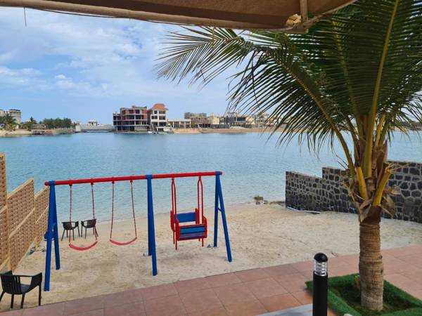 Le Bleu Pearl درة العروس شاطئ خاص