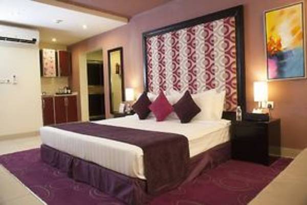 Rose Inn Hotel