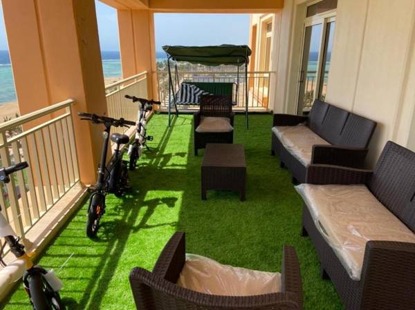 نفرتيتي عروس البحر بانوراما ابراج الشاطئ 3 غرف يتطلب عوائل فقط