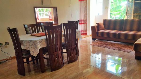 Hibiscus House Seychelles Self Catering