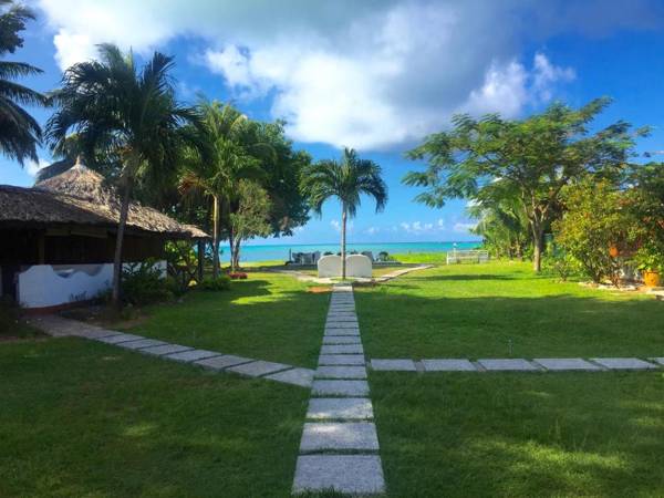 Amitie Chalets Praslin