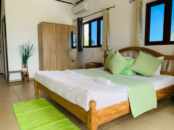 Hyde-Tide Apartments