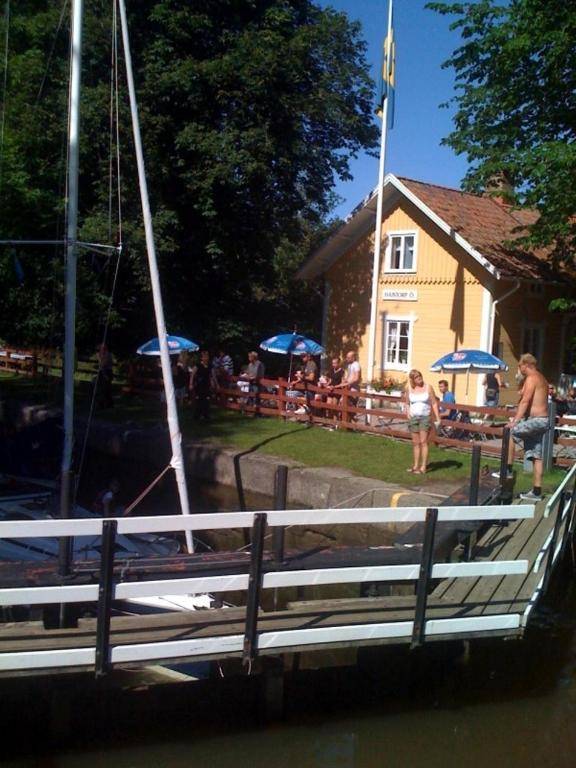 Hajstorp Slusscafé & Vandrarhem