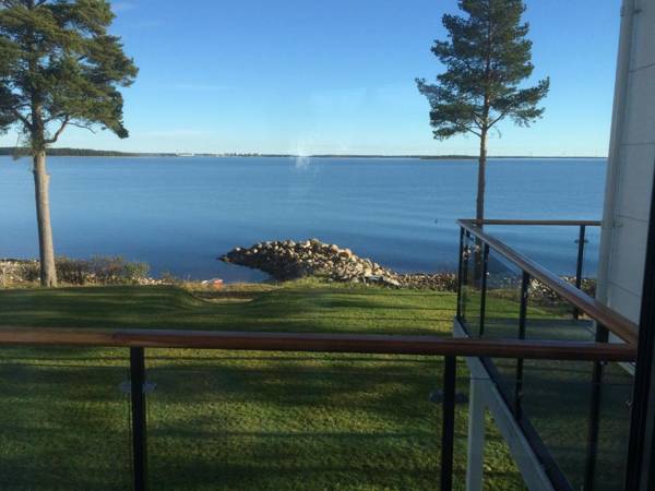 Luxury modern 5BR beach House for Weekend Getaways near Piteå