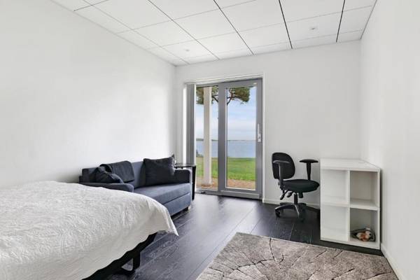 Workspace - Luxury modern 5BR beach House for Weekend Getaways near Piteå