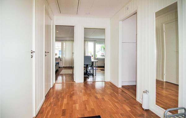 Workspace - Beautiful home in Viken with 1 Bedrooms