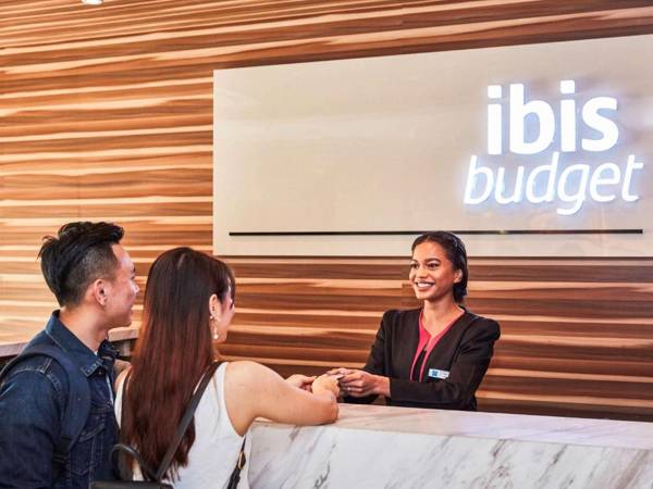 Ibis Budget Singapore Crystal