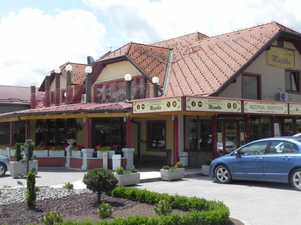 Motel Majolka