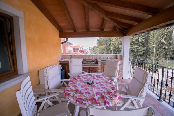 Apartments and Rooms Apartim