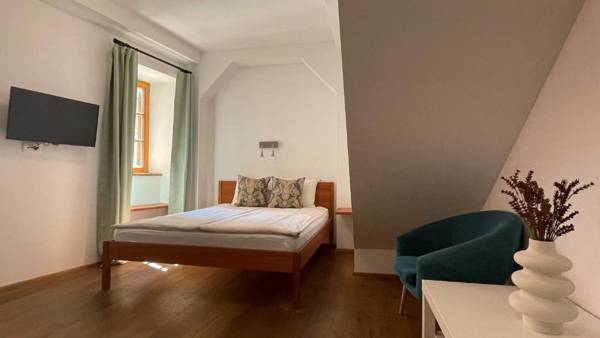 Apartments Fonda House