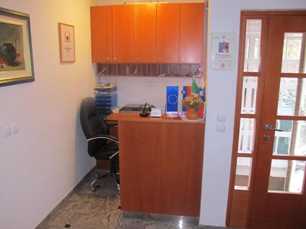 Apartment Sobe Ravbar