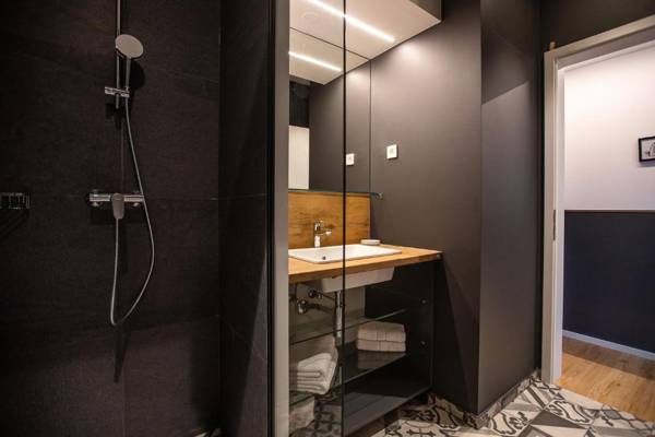 Postcard City Apartments