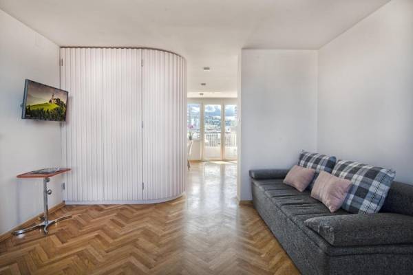 Charming Terrace Apartment