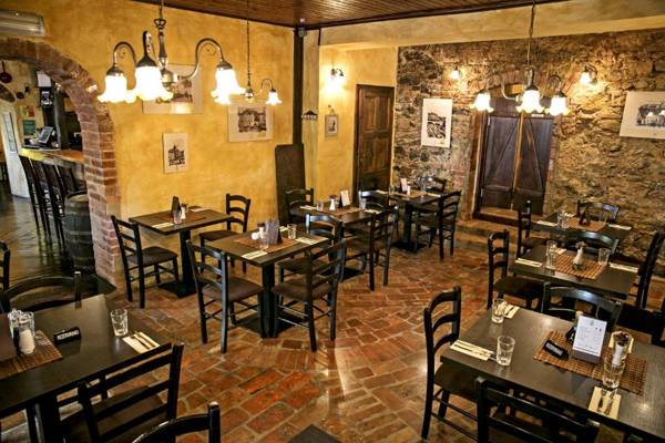 Apartments Hiša Pod Gradom