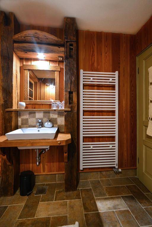 Villa Les with Hot tub