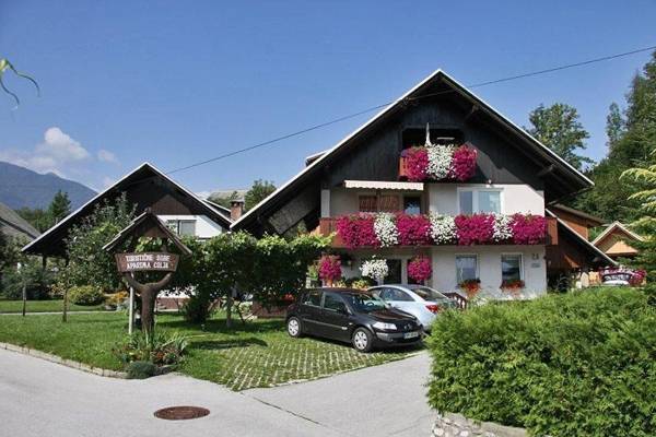 Apartmaji Ivanka Colja