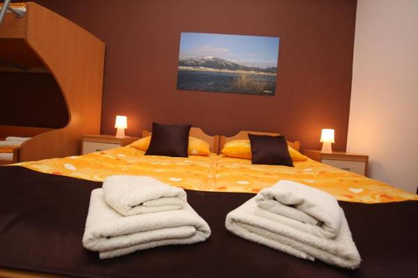 Rooms and apartments Furman