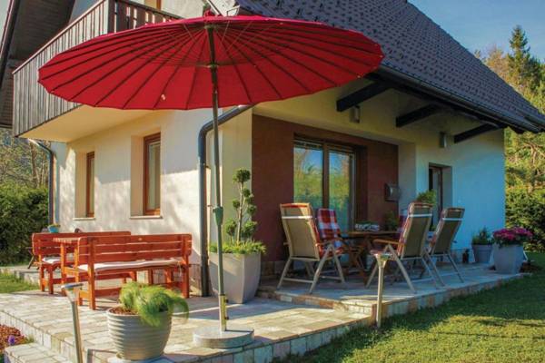 Sunny Weekend Sauna House