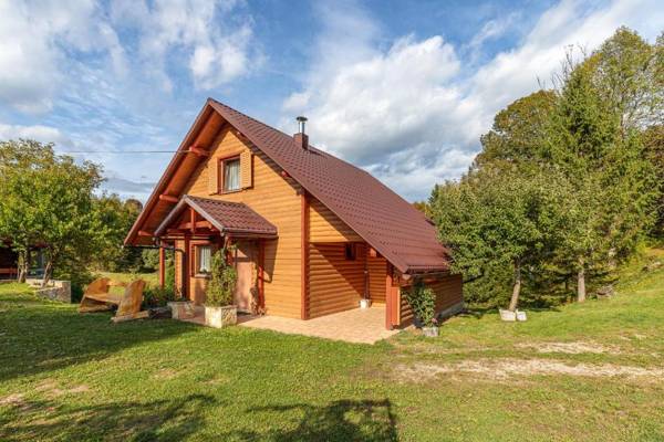 Chalet Zavrh 2 with Whirlpool and Sauna