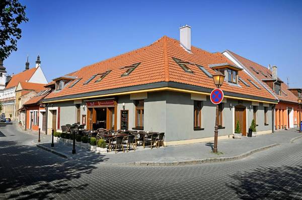 Pension & Restaurant Patriot Trnava