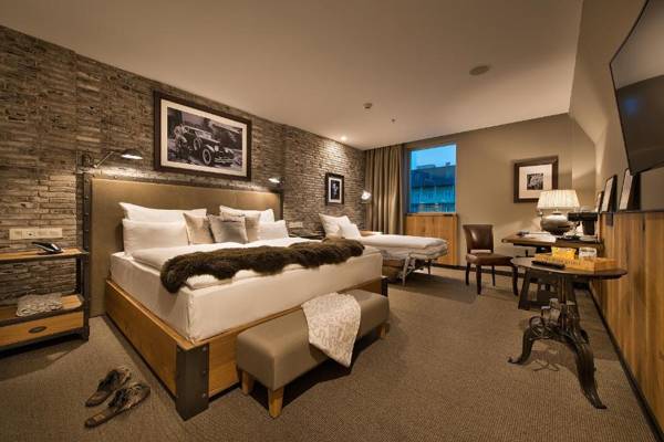 LOFT Premium & Wilson Palace